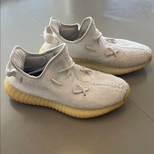 Adidas Yeezy Yeezys men’s size 8. Used.